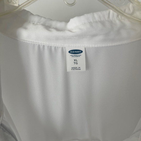 Old Navy White Button Up Shirt With Navy Piping - Picture 3 of 11